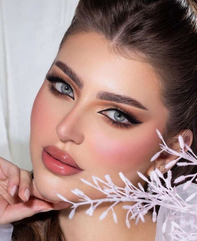 ارایش عروس با رژ کالباسی | 20 مدل ارایش عروس با رژ کالباسی و گوشتی و نود