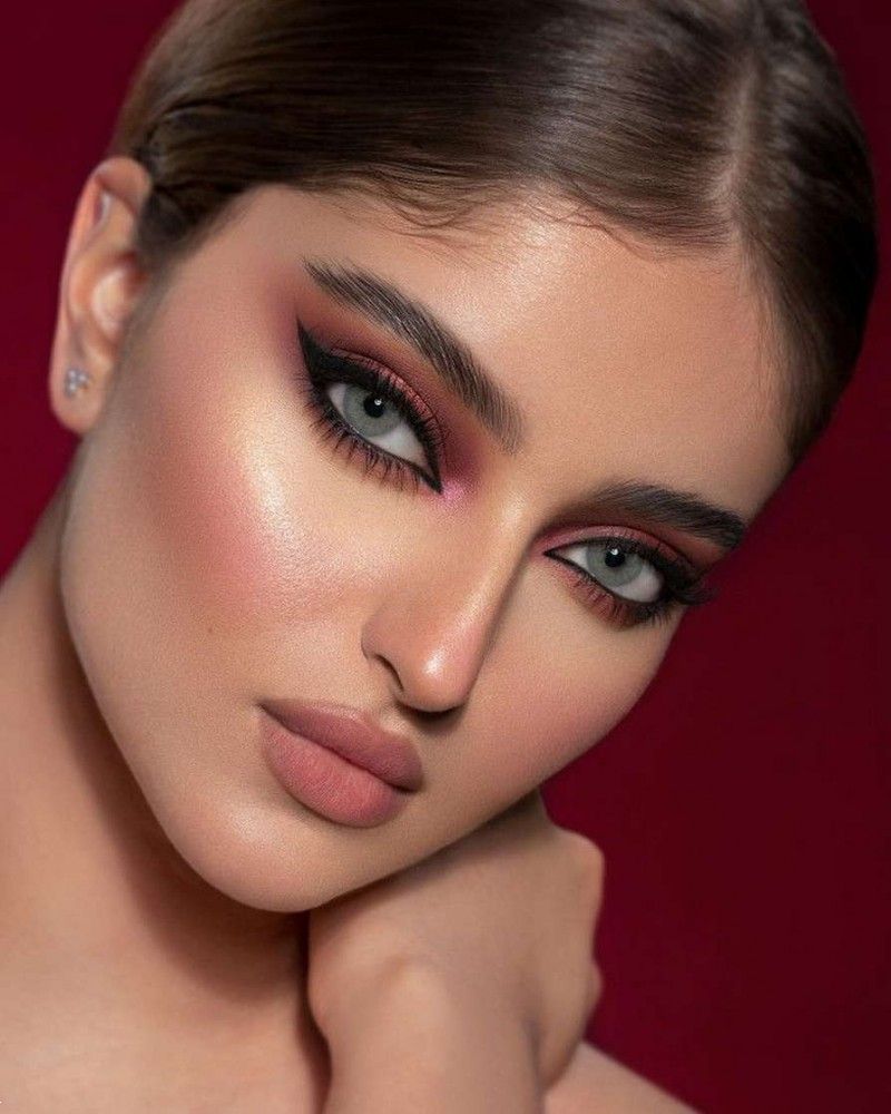 ارایش عروس با رژ کالباسی | 20 مدل ارایش عروس با رژ کالباسی و گوشتی و نود