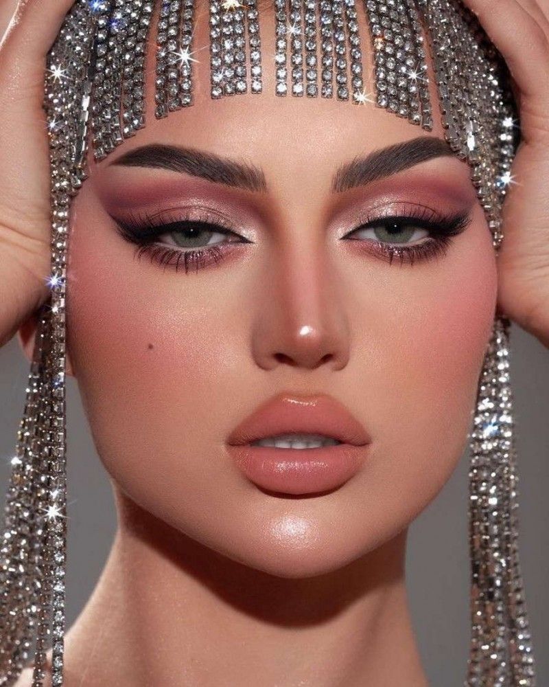 ارایش عروس با رژ کالباسی | 20 مدل ارایش عروس با رژ کالباسی و گوشتی و نود