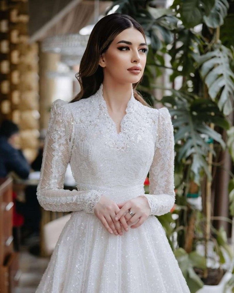 مدل لباس عروس یقه هفتی | 20 لباس عروس مدل یقه هفت با دامن ماهی و پرنسسی با استین و کاملا پوشیده