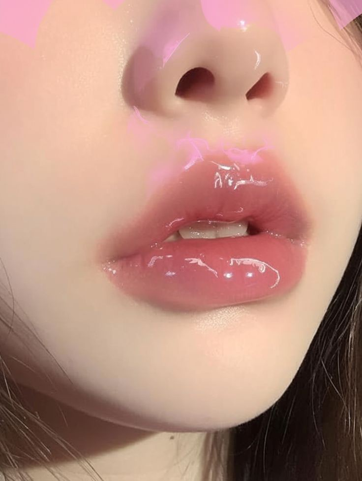مدل ژل لب کره ای | مقایسه مدل های ژل لب کره‌ ای شیک و ترند ۲۰۲۵ + نکات طلایی و بهترین برند فیلر لب کره ای!