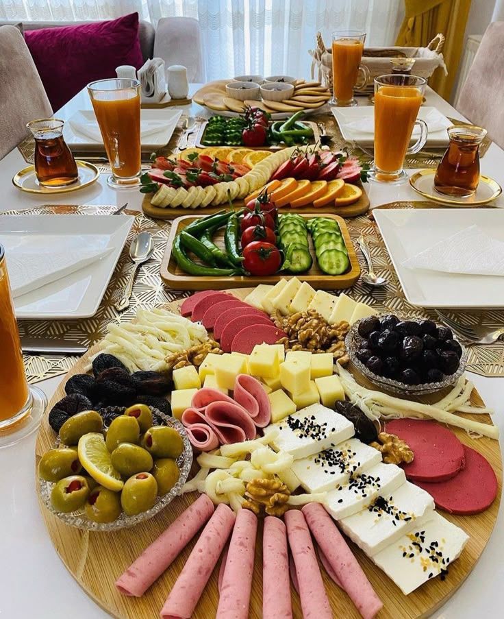 چیدمان صبحانه | شیک ترین ایده های ساده خلاقانه فانتزی و لاکچری چیدمان صبحانه مخصوص عروس های خوش سلیقه!