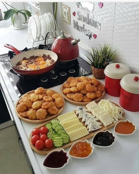 چیدمان صبحانه | شیک ترین ایده های ساده خلاقانه فانتزی و لاکچری چیدمان صبحانه مخصوص عروس های خوش سلیقه!