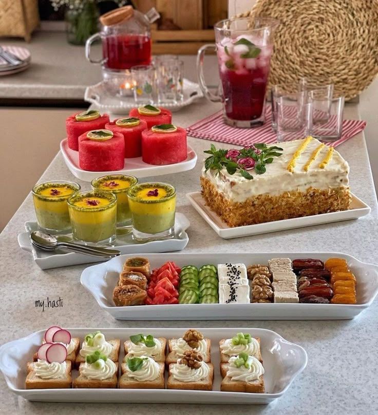 چیدمان ژله روی میز | شیک ترین ایده های ساده و مجلسی چیدمان ژله روی میز برای پاگشای عروس