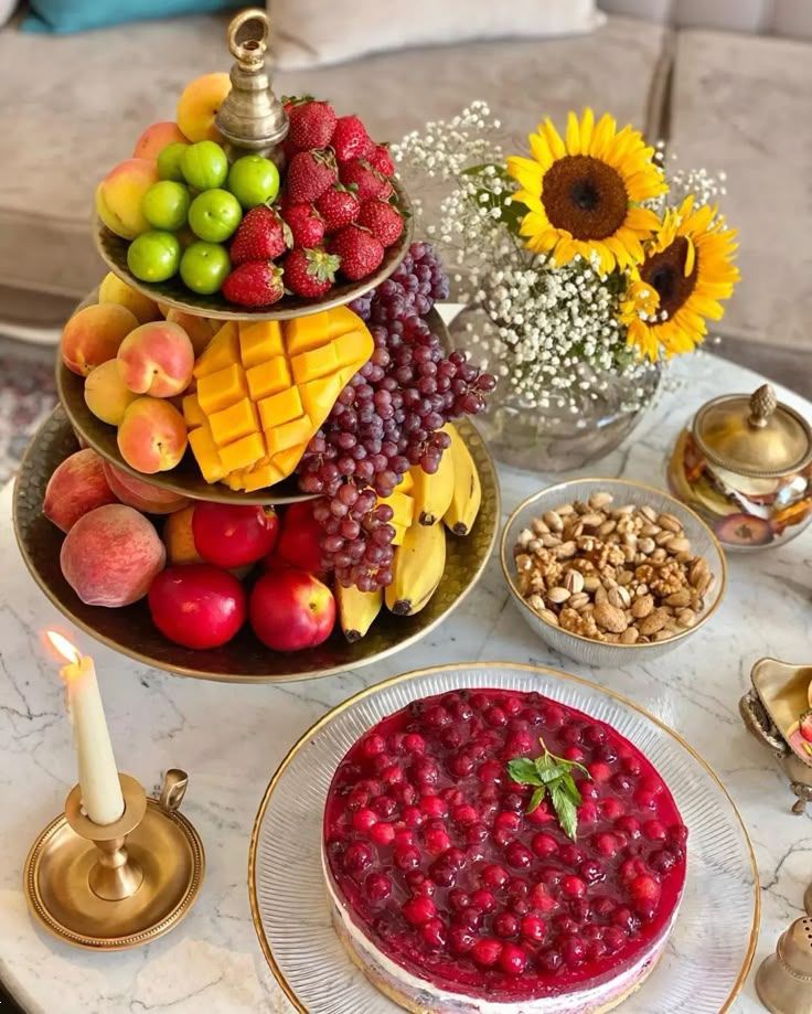 چیدمان ظرف میوه | بهترین ایده های ساده خلاقانه و جذاب چیدمان ظرف میوه برای پاگشای عروس
