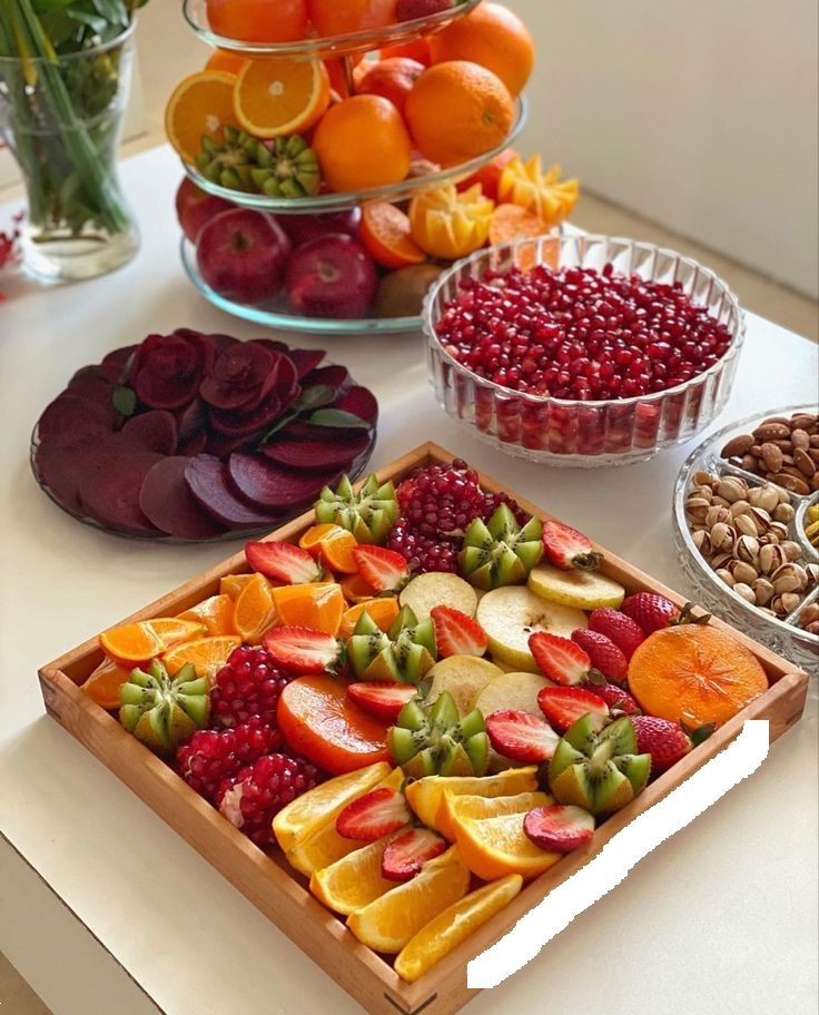 چیدمان ظرف میوه | بهترین ایده های ساده خلاقانه و جذاب چیدمان ظرف میوه برای پاگشای عروس
