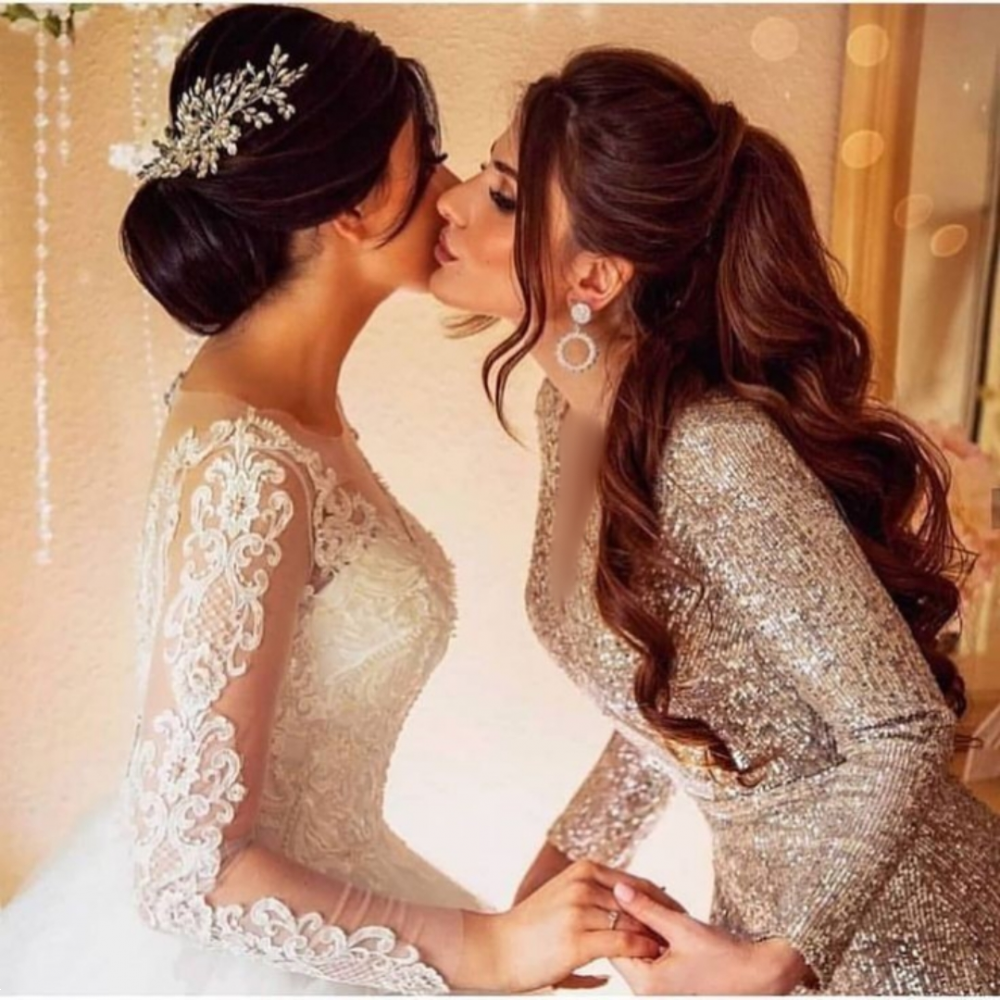 عروس شدنت مبارک ؛ ۳۰ پیام تبریک عروسی خاص و احساسی برای نو‌عروس های دوست‌داشتنی (از رسمی تا رفاقتی و صمیمی)