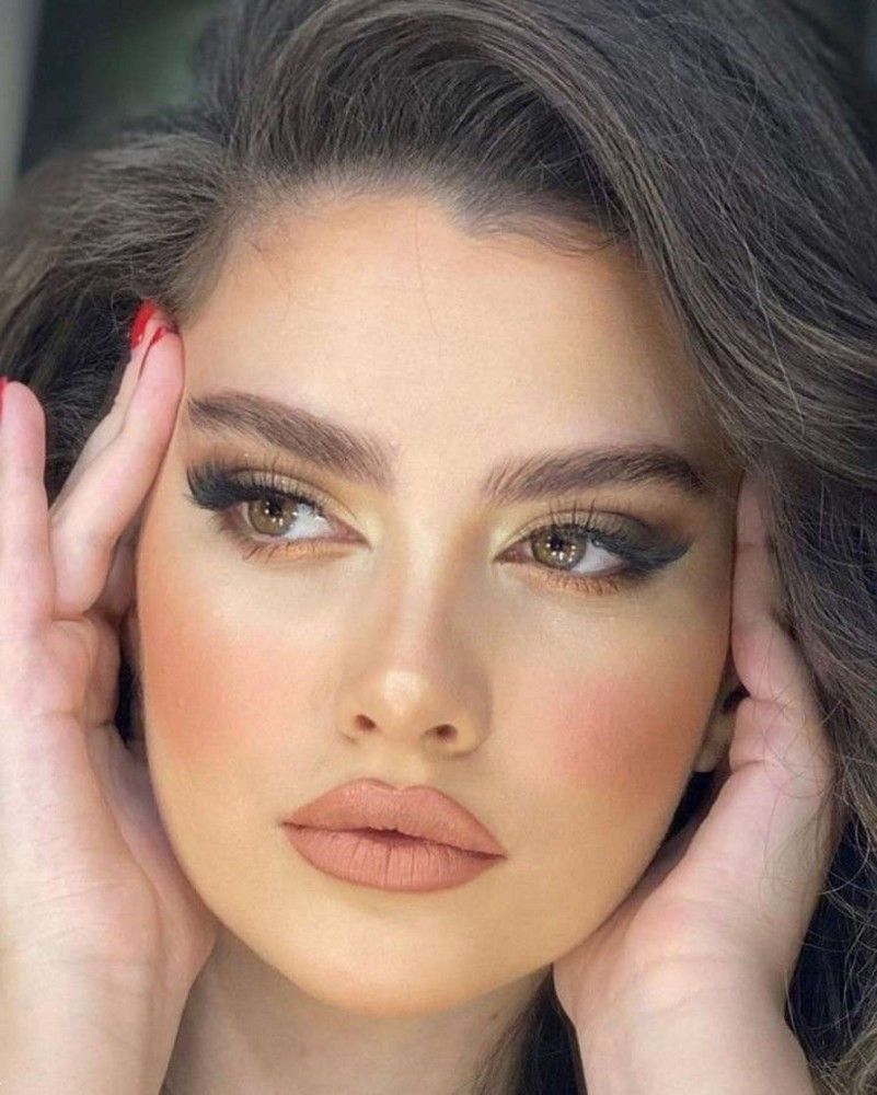لایت آرایش صورت دخترانه برای عروسی | آرایش صورت لایت دخترانه برای عروسی و تولد 1404 برای همه فرم صورت