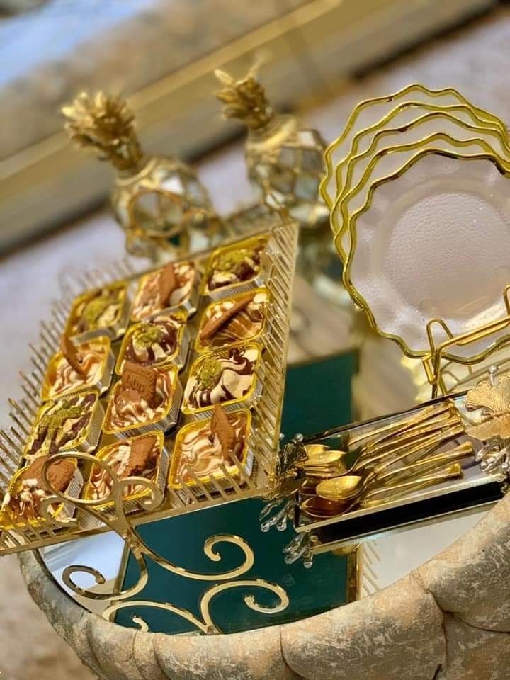 چیدمان شیرینی در دیس | ایده های شیک و جذاب چیدمان شیرینی در دیس برای پاگشای عروس