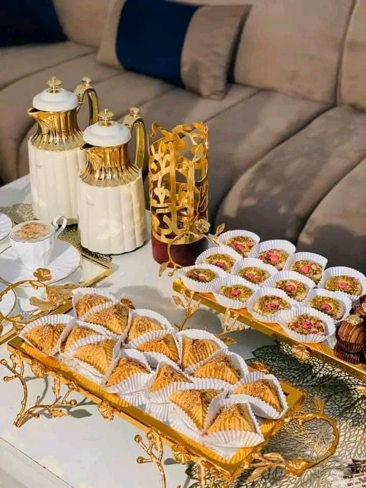 چیدمان شیرینی در دیس | ایده های شیک و جذاب چیدمان شیرینی در دیس برای پاگشای عروس