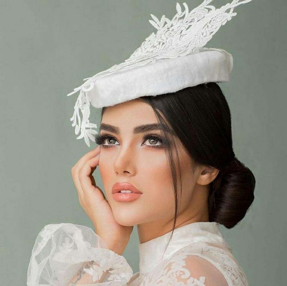 کلاه عروس برای عقد | 20 مدل کلاه عروس برای عقد و عروسی با آرایش و مدل موی مناسب با آن