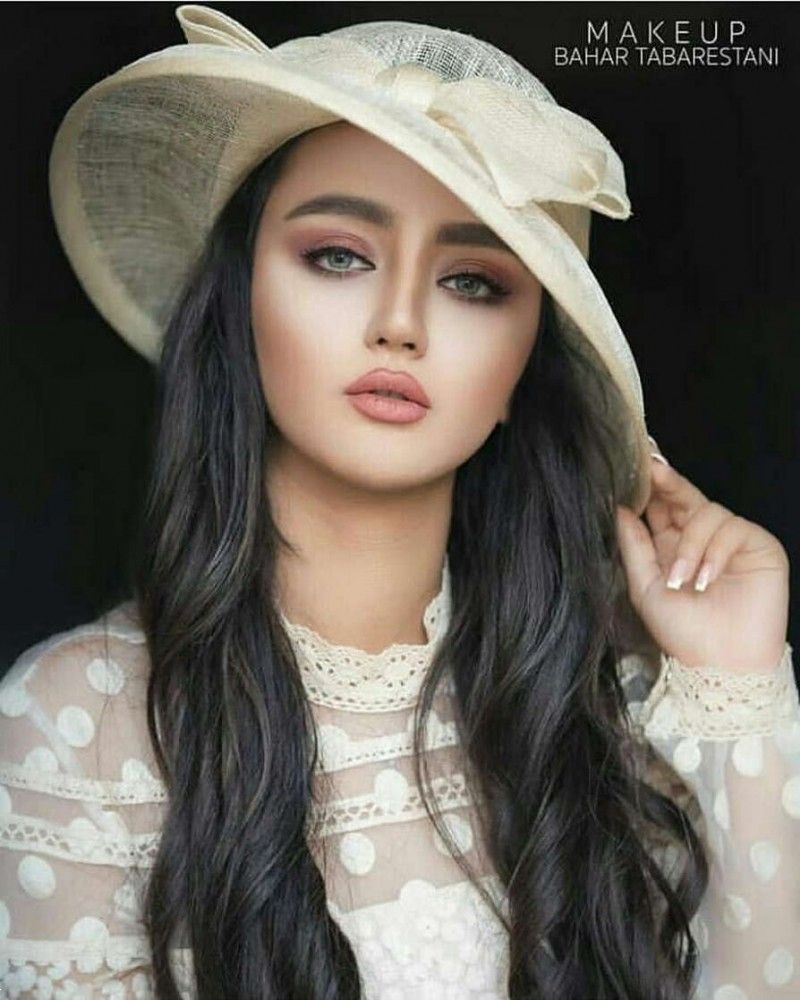 کلاه عروس برای عقد | 20 مدل کلاه عروس برای عقد و عروسی با آرایش و مدل موی مناسب با آن