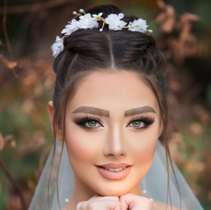 مدل مو عروس بسته | جدیدترین مدل مو عروس بسته بالا و پایین ترند ۲۰۲۵