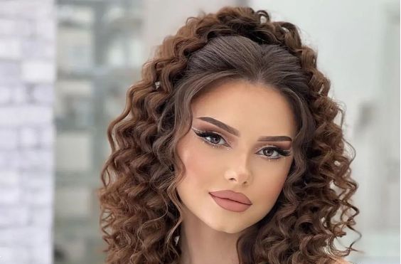 مدل میکاپ شینیون باز مجلسی | جدیدترین مدل میکاپ و شینیون باز مجلسی برای تازه عروس ها