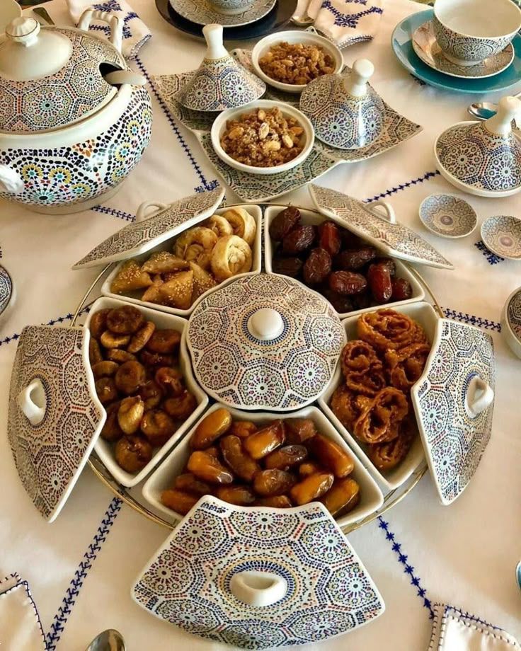 مدل ظرف پذیرایی | ۲۵ مدل ظرف پذیرایی شیک و خاص برای مهمانی‌های مجلل + کریستالی، چوبی، سرامیکی!