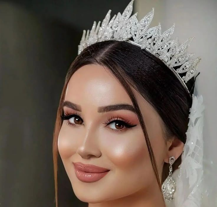 مدل مو فرق وسط عروس جدید | بهترین و زیباترین مدل مو فرق وسط عروس جدید