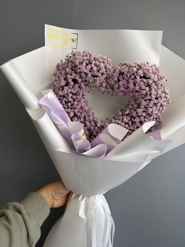 مدل دسته گل | ۳۰ مدل دسته گل لاکچری و خاص ۲۰۲۵ برای عروسی، تولد و مهمانی های شیک!