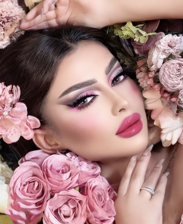 میکاپ با رژگونه صورتی | 30 ایده ارایش با سایه چشم و رژگونه صورتی ترند تابستان امسال