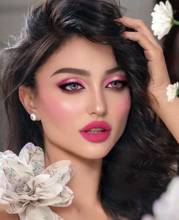 میکاپ با رژگونه صورتی | 30 ایده ارایش با سایه چشم و رژگونه صورتی ترند تابستان امسال