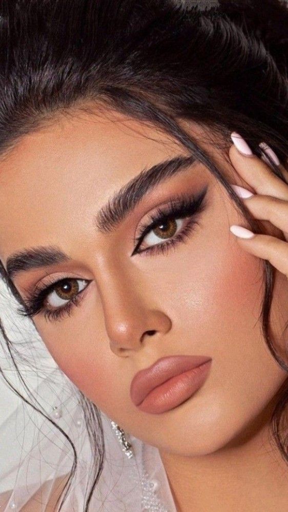 میکاپ تیره دخترانه | مدل میکاپ تیره لایت و مجلسی برای عروسی و مراسم های خیلی خاص