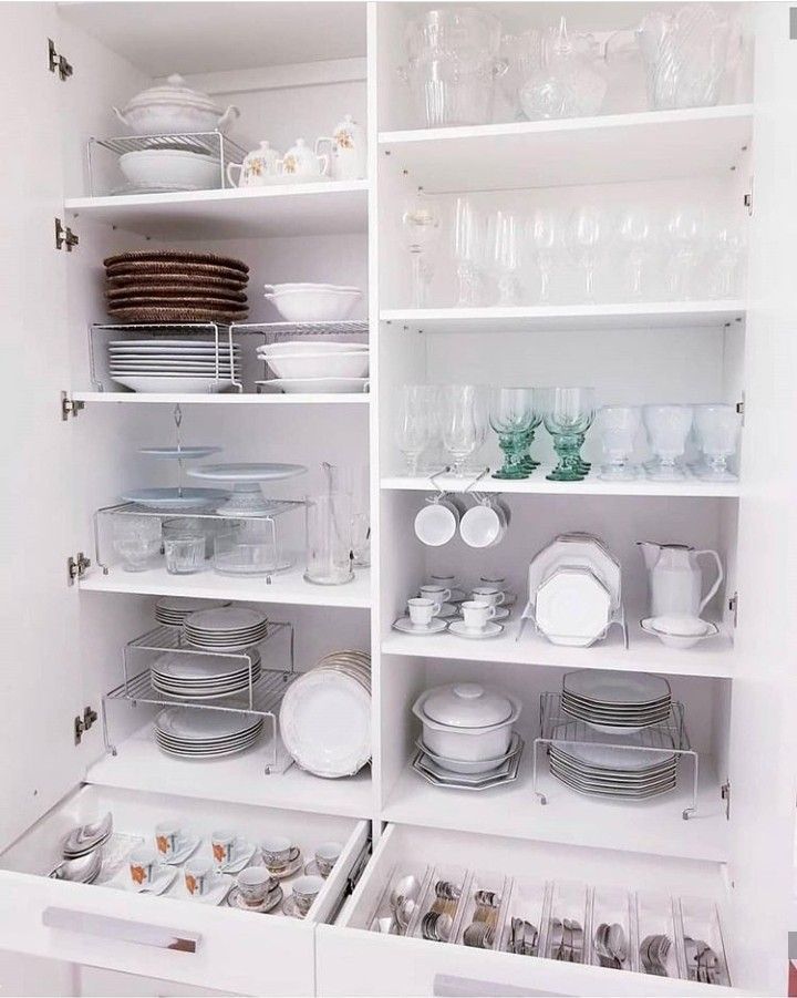 چیدمان داخل کابینت آشپزخانه | بهترین ایده های کاربردی و خلاقانه چیدمان داخل کابینت آشپزخانه عروس