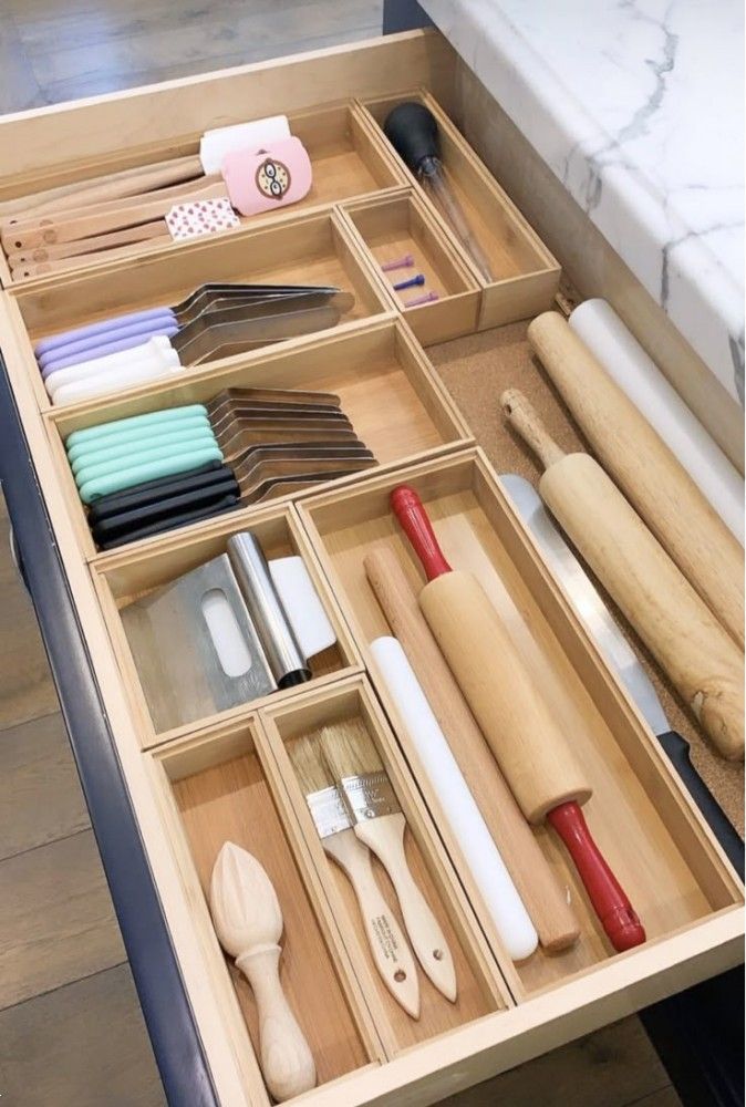 چیدمان داخل کابینت آشپزخانه | بهترین ایده های کاربردی و خلاقانه چیدمان داخل کابینت آشپزخانه عروس