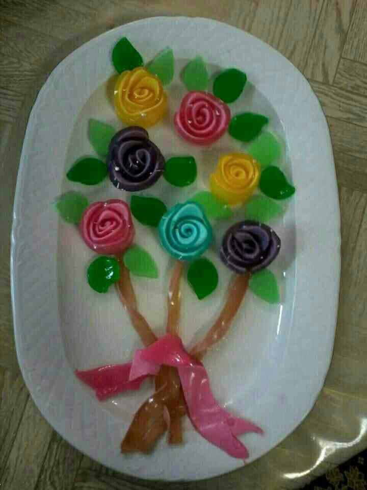 چیدمان ژله رولی در ظرف | جذاب ترین ایده های ساده و شیک چیدمان ژله رولی در ظرف مخصوص تازه عروس ها!