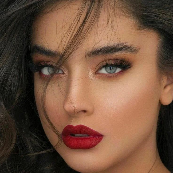 مدل آرایش دخترانه دلبرونه | جدیدترین و شیک ترین مدل آرایش دخترانه دلبرونه