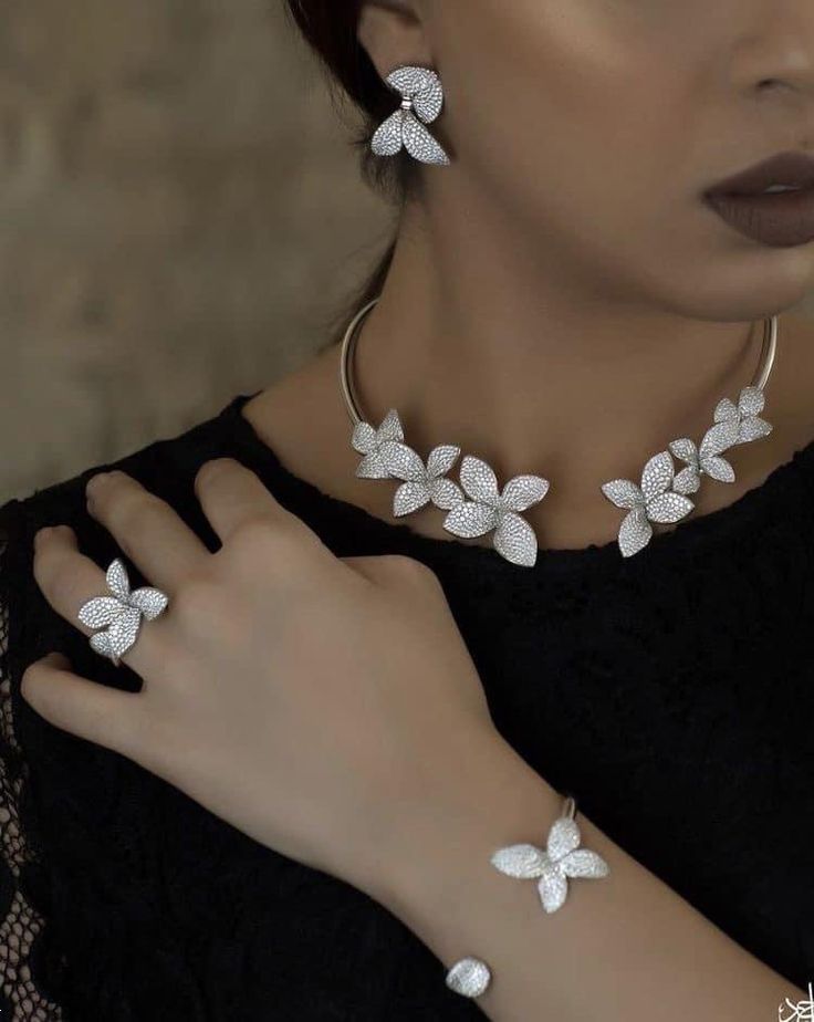 انگشتر و گوشواره ست | 20 مدل انگشتر و گوشواره ست مجلسی برای عروسی بسیار خاص و لاکچری