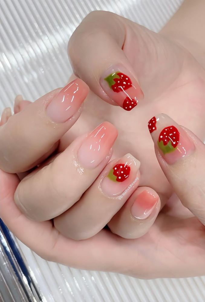 مدل ژلیش | ۳۰ مدل ژلیش ناخن دخترانه شیک و جدید ۱۴۰۴ که هر سلیقه‌ای رو جذب می‌کنه! (خاص، فانتزی، کیوت، ساده، تابستانی و عروسکی)