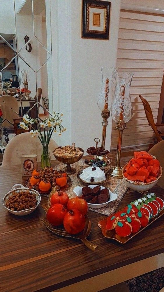 چیدمان شب یلدا ساده | بهترین و جذاب ترین ایده های چیدمان شب یلدا ساده مخصوص نو عروس ها!
