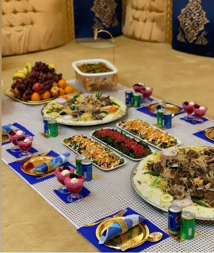 تزیین سفره | بهترین و جذاب ترین ایده های تزیین سفره غذا، یلدا و هفت سین مخصوص عروس های خوش سلیقه!
