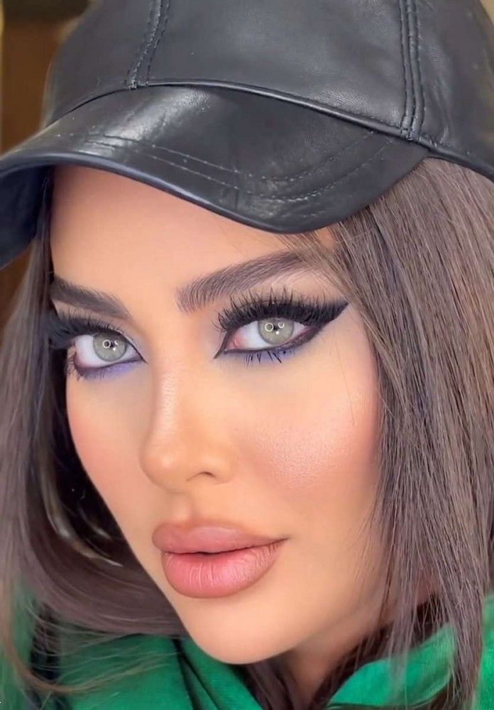 میکاپ با کلاه نقاب دار | 20 مدل میکاپ با کلاه نقاب دار برای عکاسی و مسافرت بسیار جذاب