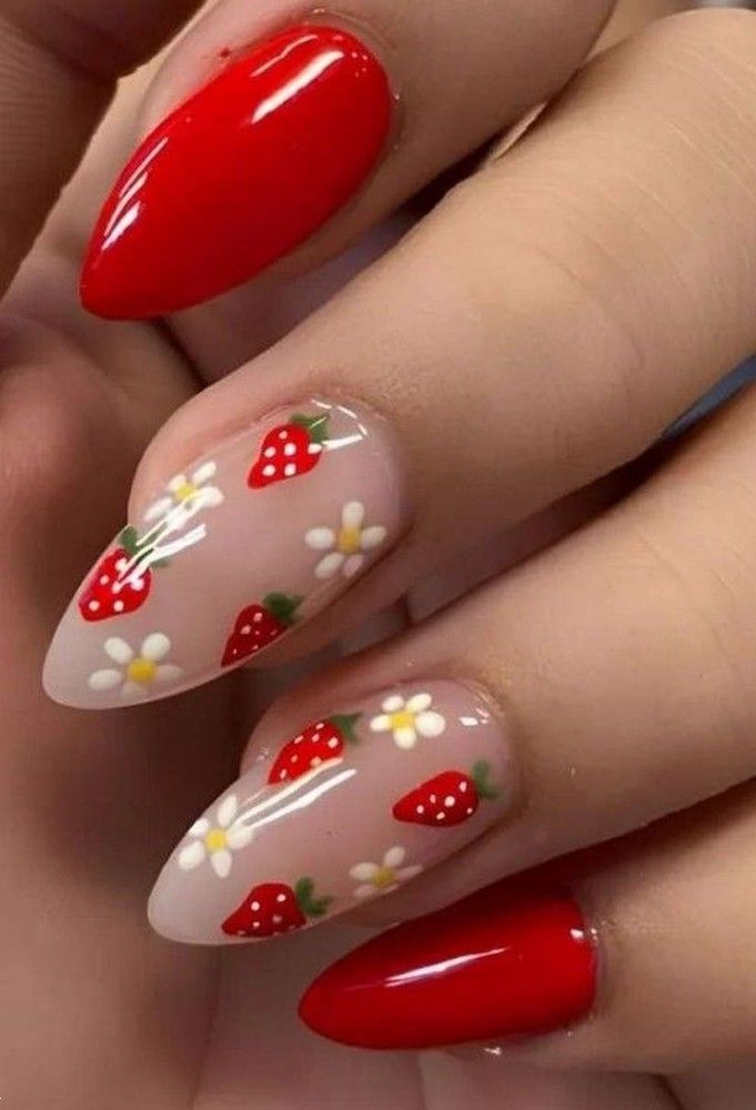 طرح ناخن توت فرنگی | 30 مدل طرح ناخن توت فرنگی کیوت در متنوع ترین طراحی و رنگ ها