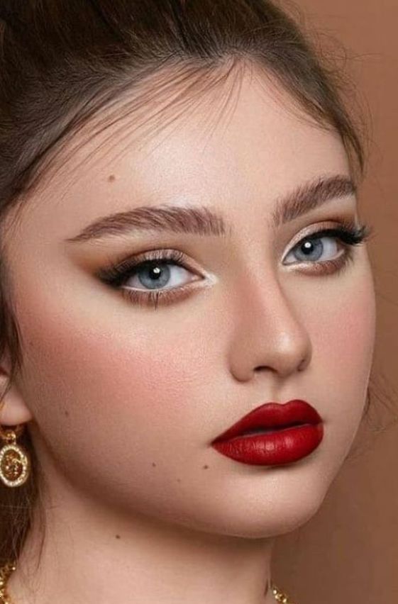 مدل آرایش برای صورت گرد | بهترین تکنیک و ایده ها مدل آرایش برای صورت گرد عروس و مهمانی