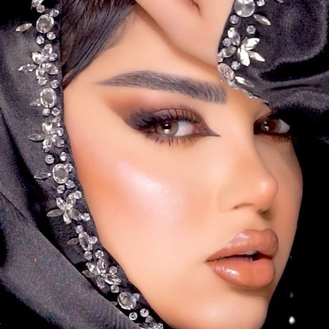 مدل آرایش اسموکی جدید | گالری خاص ترین مدل آرایش اسموکی جدید ۲۰۲۵ برای عروسی و مهمانی های لاکچری که واقعاً خیره‌کننده‌ان! (از نچرال تا دراماتیک)