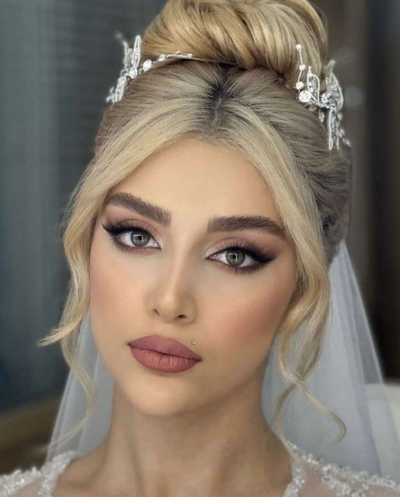 میکاپ عروس با موی بلوند | 20 ایده میکاپ عروس با موی بلوند برای همه فرم صورت
