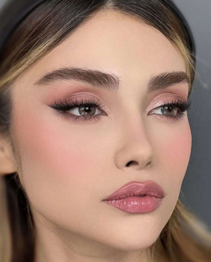 ارایش عروس با رژ صورتی | 25 ارایش عروس با رژ صورتی در تناژهای مختلف