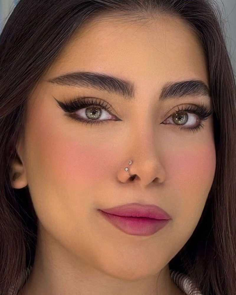 ارایش عروس با رژ صورتی | 25 ارایش عروس با رژ صورتی در تناژهای مختلف