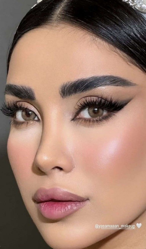 ارایش عروس با رژ صورتی | 25 ارایش عروس با رژ صورتی در تناژهای مختلف