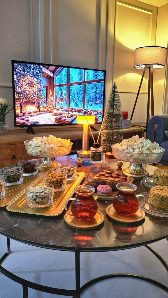 چیدمان میز پذیرایی | ۳۰ مدل چیدمان میز پذیرایی مهمان شیک و مجلسی برای تازه‌عروس‌ها و خانم‌هایی که می‌خواهند هنرنمایی کنند! + نکات کاربردی و مفید