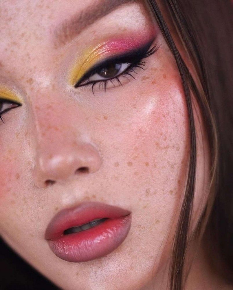 ارایش با سایه زرد | 22 آرایش صورت ساده و شیک با سایه چشم زرد و لیمویی عروسی و مجالس