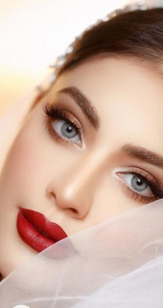 مدل آرایش پشت چشم | جذاب ترین تکنیک ها و ترفندهای ساده و مجلسی برای آرایش پشت چشم دخترانه و عروسانه ترند 2025