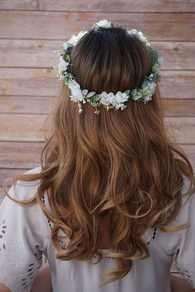 مدل مو عروس با گل طبیعی | 20 مدل شینیون باز و بسته عروس با گل طبیعی برای همه سلیقه ها