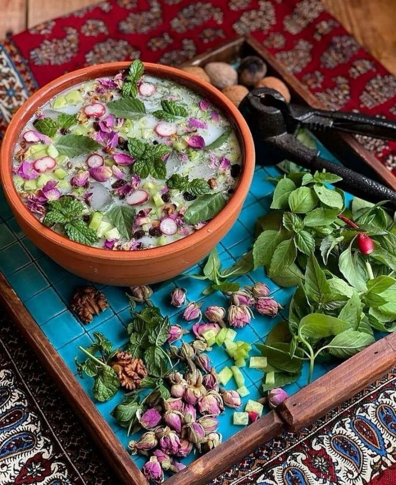 تزیین آب دوغ خیار مجلسی | 25 تزیین آب دوغ خیار شاهانه برای مهمان بسیار ساده اما کاربردی