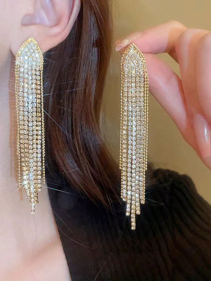 گوشواره فول نگین | مدل های لوکس و لاکچری گوشواره فول نگین مجلسی ترند ۲۰۲۵ برای عروسی و مهمانی های ویژه که قلب‌ها را میرباید!