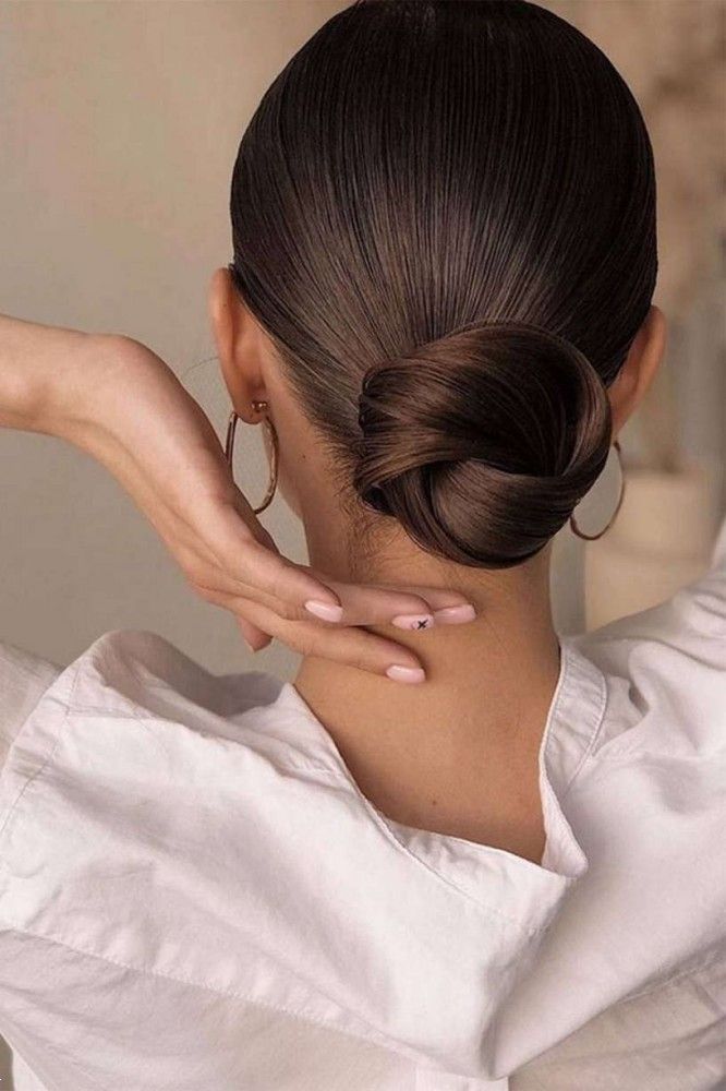 شینیون گوجه ای ساده | 23 شینیون ساده گوجه ای پایین و بالای دخترانه برای عروسی و تولدها