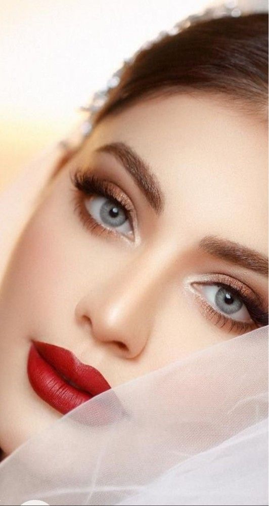 مدل آرایش قرمز دخترانه | جذاب ترین و جدیدترین مدل آرایش قرمز دخترانه برای مهمانی و عروسی که خیره کنندت میکنه!
