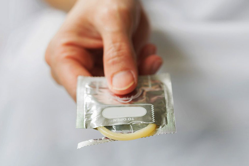 اگر از کاندوم برای جلوگیری از بارداری استفاده می‌کنید این موارد را باید بدانید